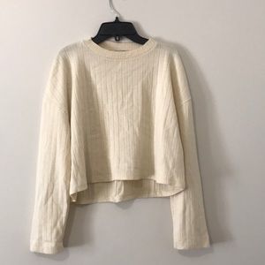 Cropped lightweight Sweater